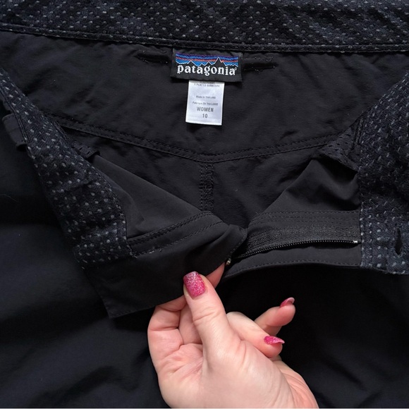 Patagonia Women's Hiking Pants Black Size 10 - Picture 6 of 16